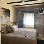 Strickland Arms אורחן 3*