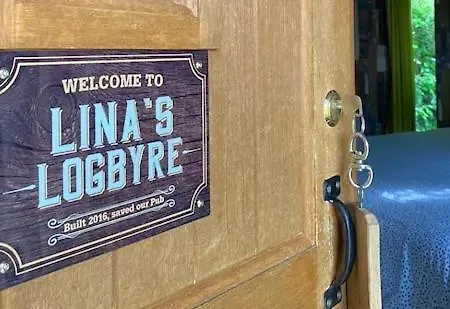 Han/Misafirhane Strickland Arms